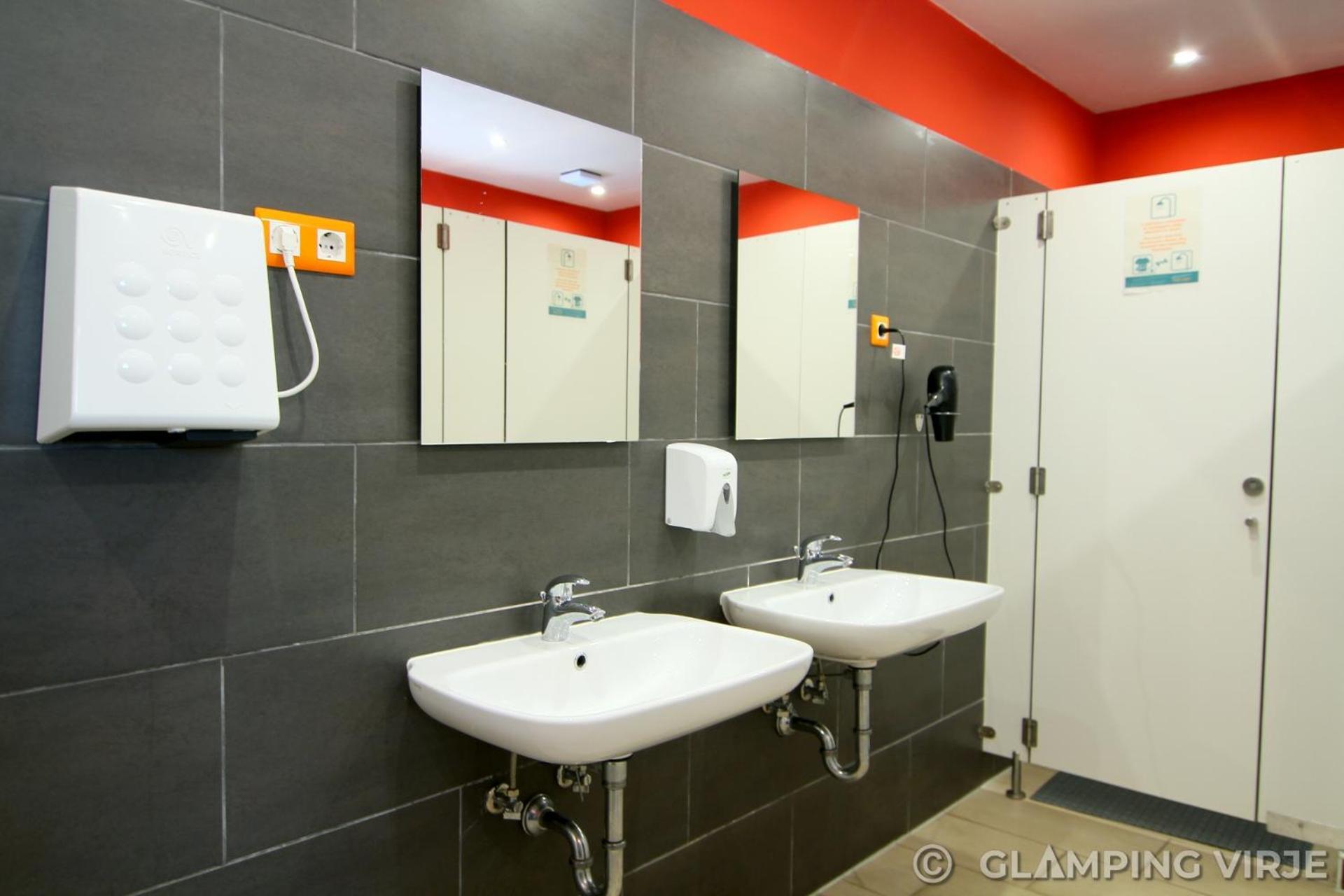 Glamping Virje Hotel Бовец Стая снимка